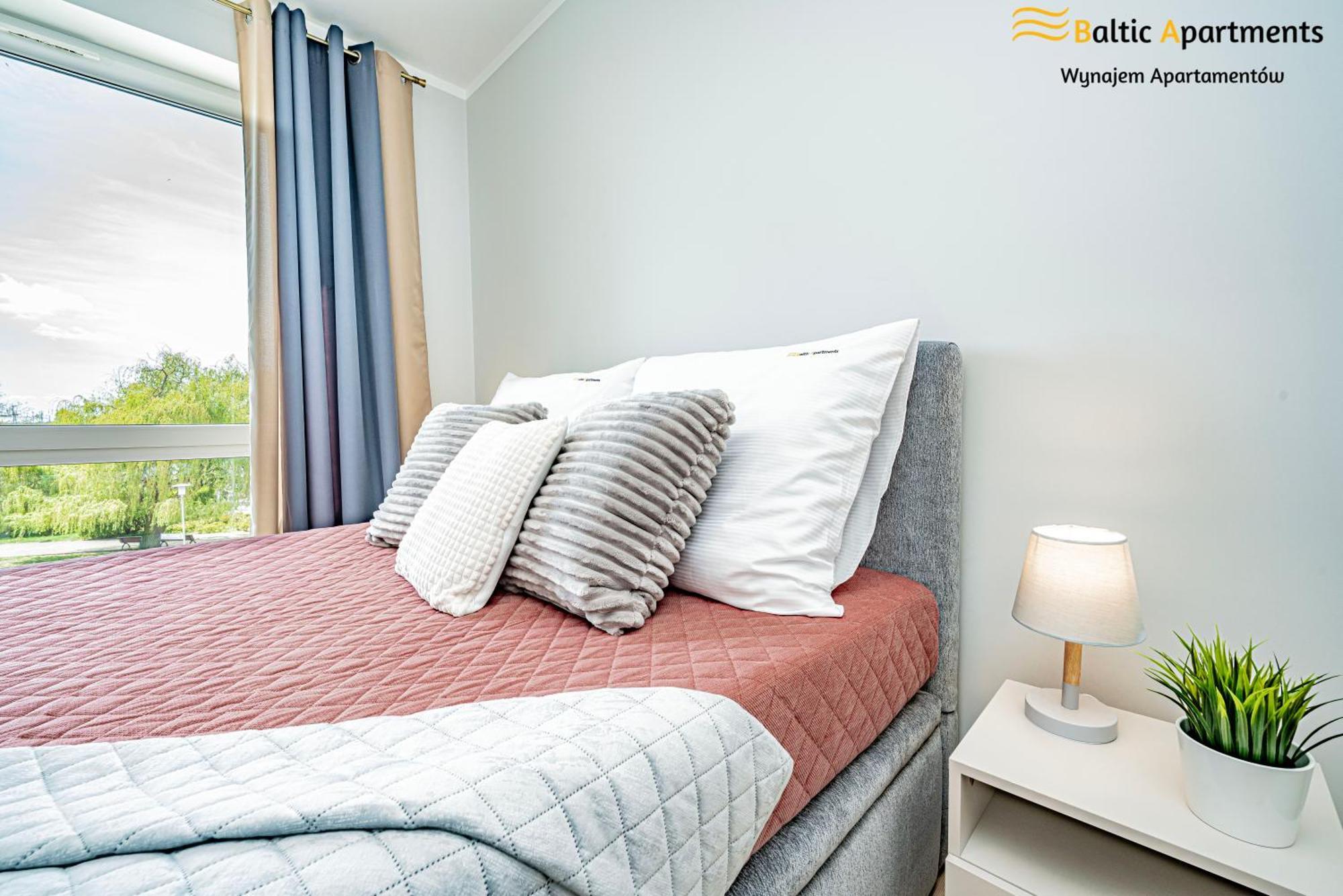 Baltic Apartments - Apartamenty Baltyk Bay View Świnoujście Exteriör bild